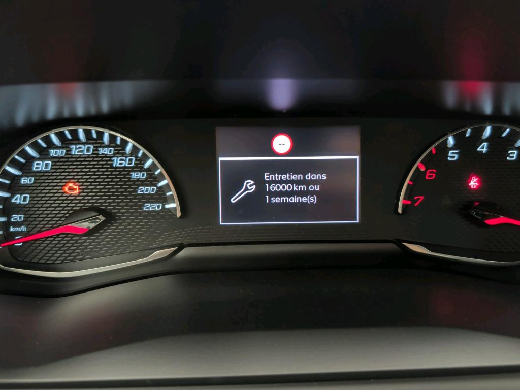 Peugeot 208 1.5 BLUEHDI 100PS ACTIVE